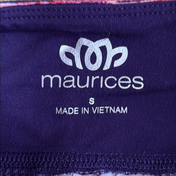 Maurices Pink and Purple Capris with Stretchy Athletic Fabric - Picture 2 of 12